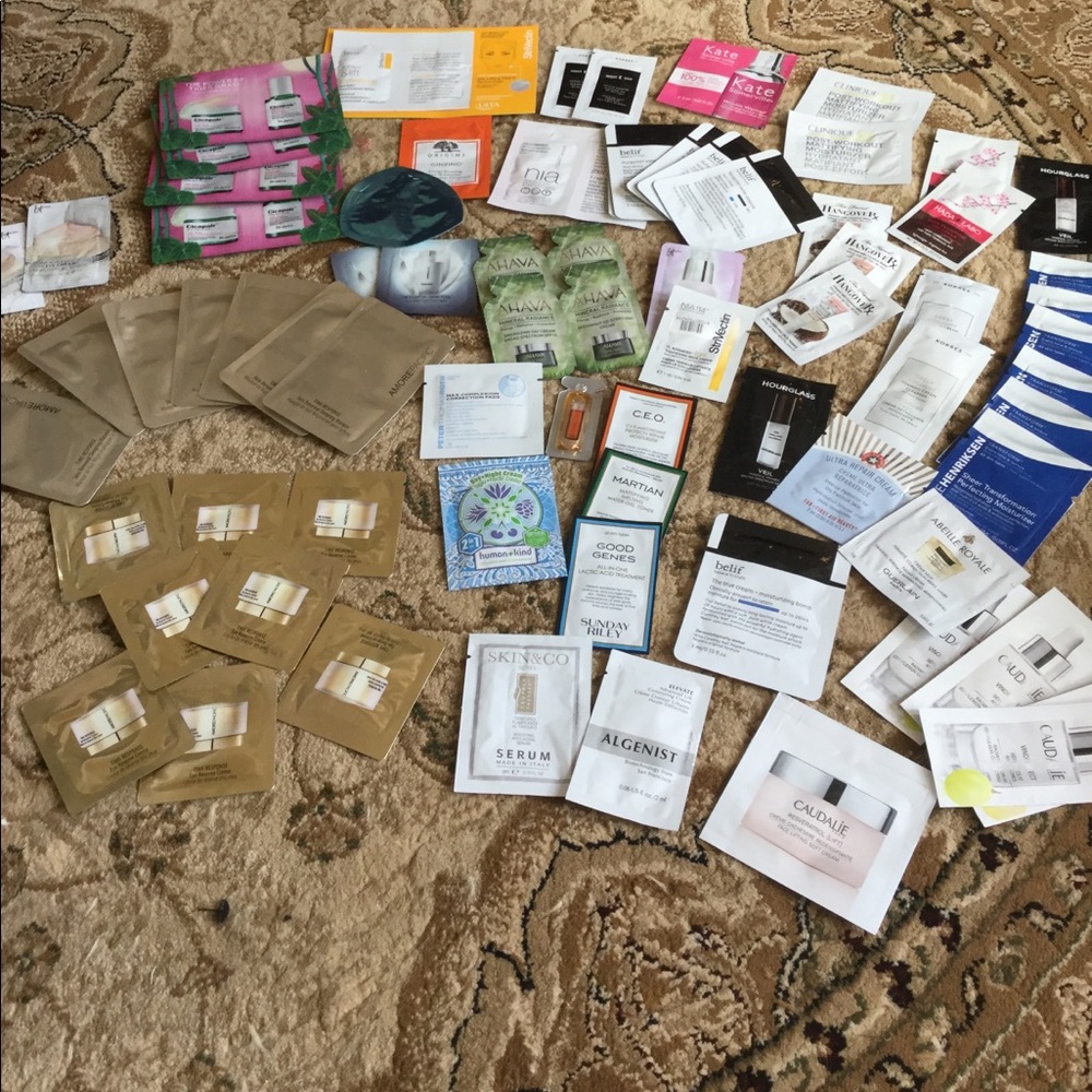Skincare sampler set, over 65 pieces!